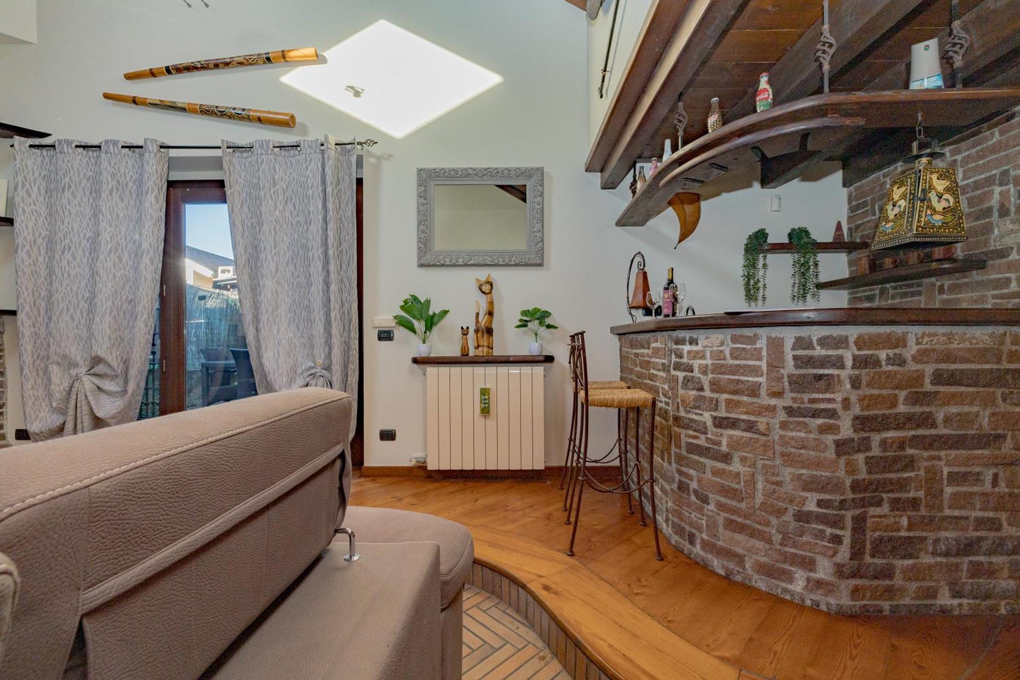 Malpensa Jacuzzi House Villa Ferno Bagian luar foto