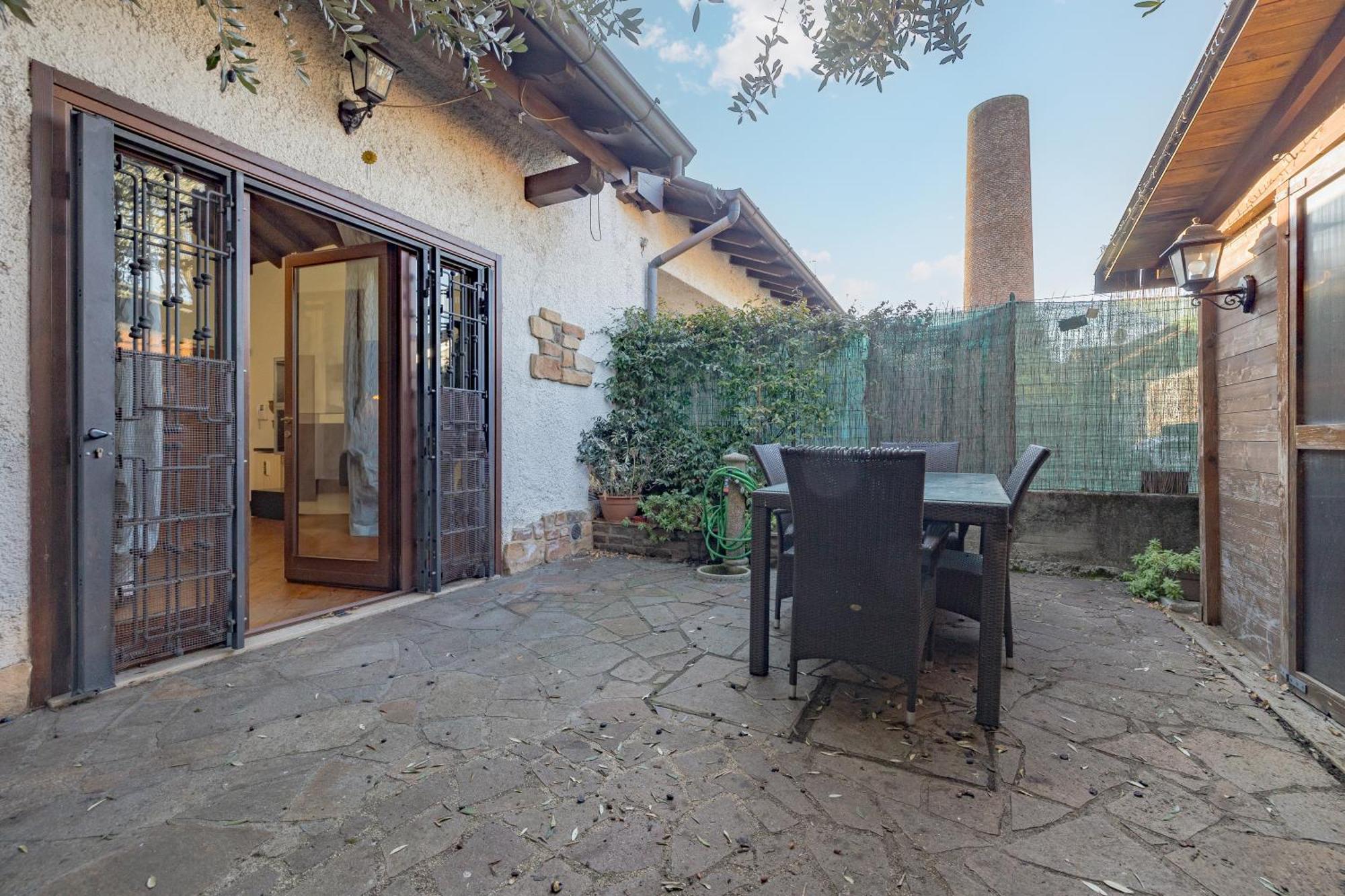 Malpensa Jacuzzi House Villa Ferno Bagian luar foto