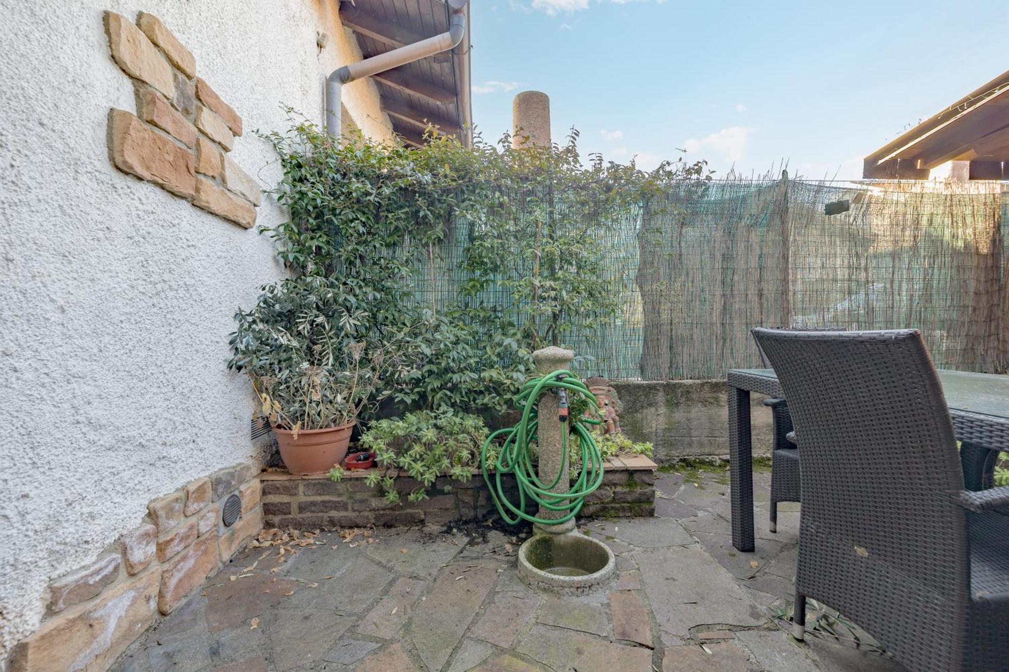 Malpensa Jacuzzi House Villa Ferno Bagian luar foto